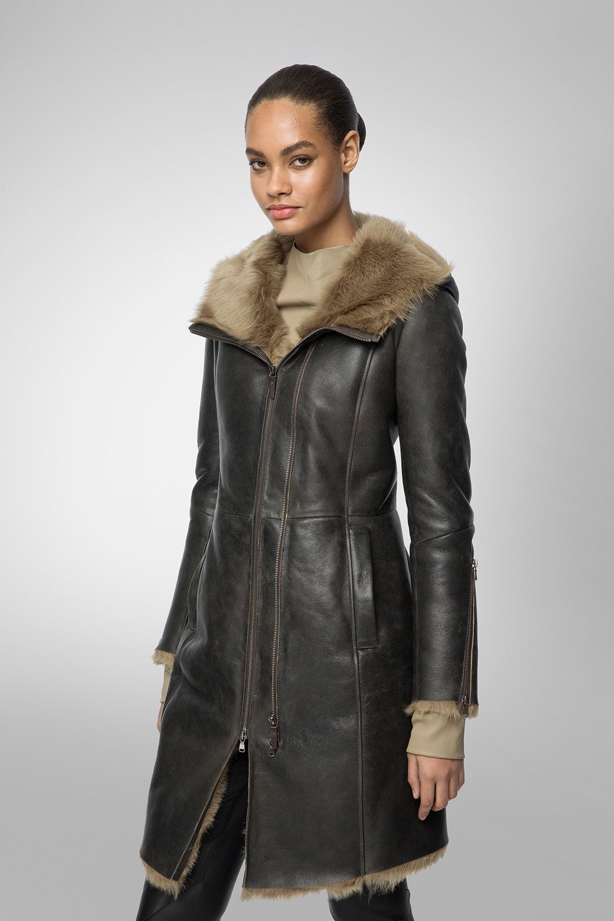 Women's Shearling Parka Leather Coat In Black Arcane Fox