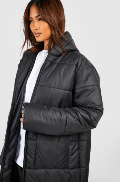 Arcane Fox - Women's Trench Puffer Oversized Coat In Black With Hood