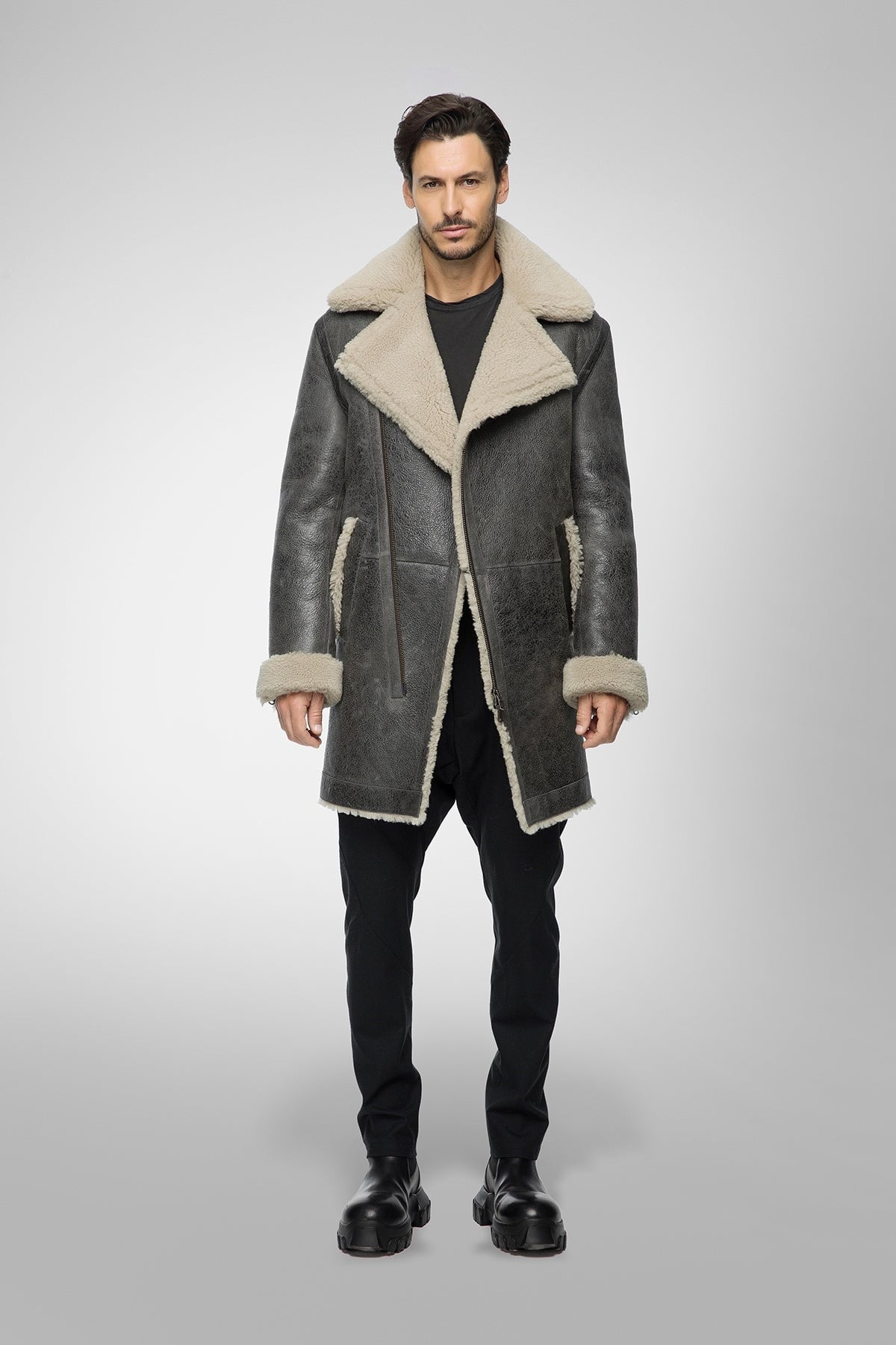 Men's Shearling Leather Coat In Gray