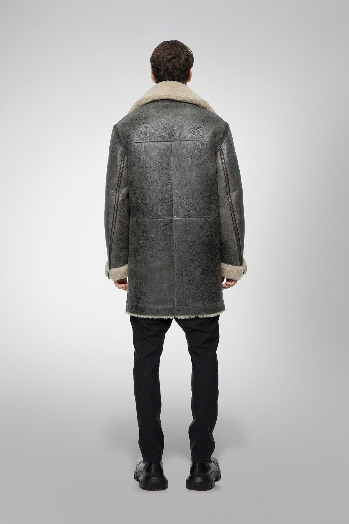 Men's Shearling Leather Coat In Gray