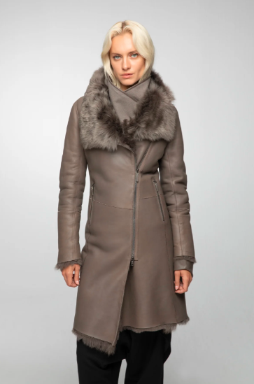 Women's Fur Shearling Leather Coat In Brown